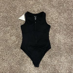 BuffBunny Swimsuit - Laguna One-piece - Size Small - Bodysuit - NEW -